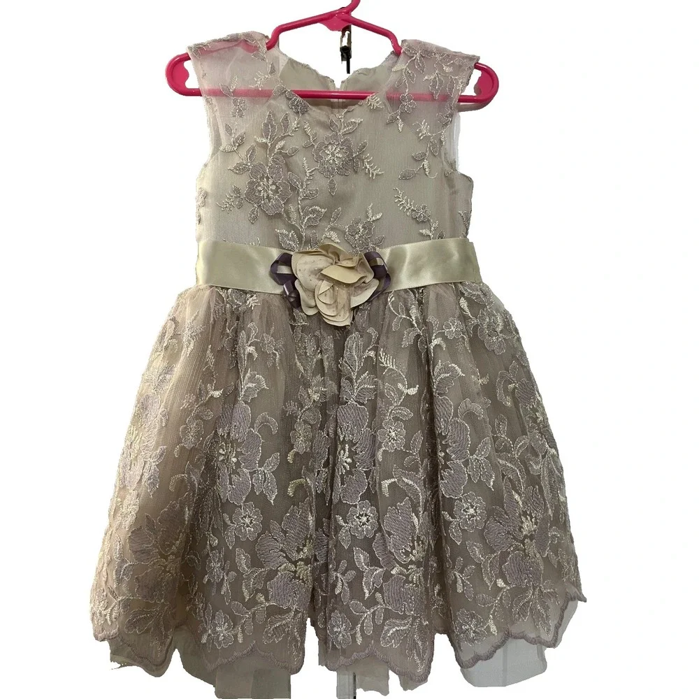 Bonnie Jean beige dress for little girl size 3T /‎ formal dress